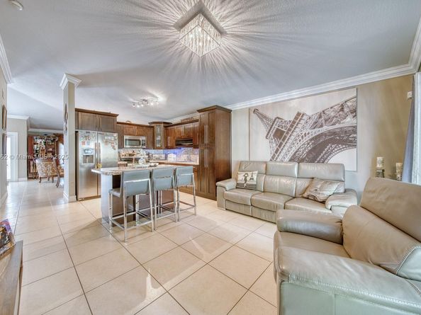 16886 SW 143rd Pl, Miami FL 33177