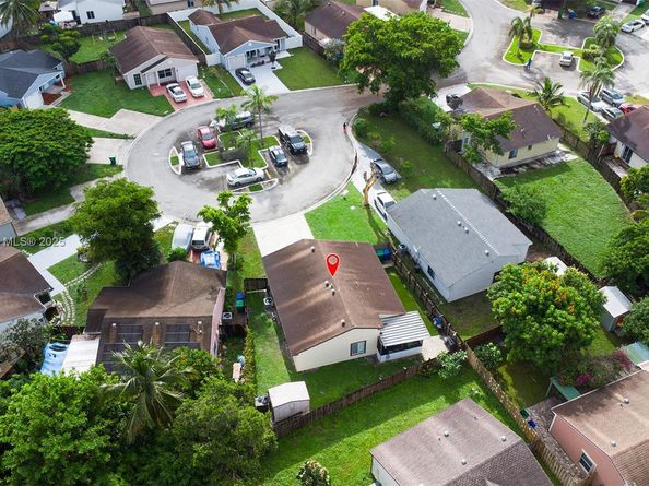 1720 SW 84th Ave, Miramar FL 33025