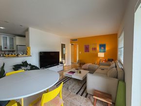 13101 Memorial Hwy 215, North Miami FL 33161