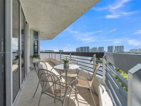 19101 NE 36th Ct 701, Aventura FL 33180