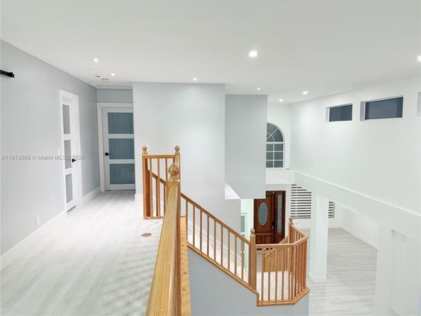 1140 NW 184th Pl, Pembroke Pines FL 33029