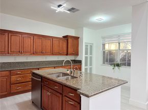 1140 NW 184th Pl, Pembroke Pines FL 33029