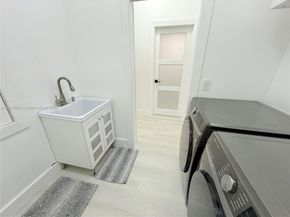 1140 NW 184th Pl, Pembroke Pines FL 33029