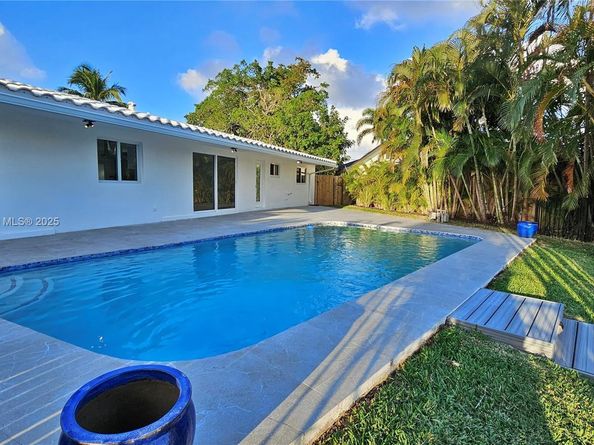 1478 NE 55th St, Fort Lauderdale FL 33334