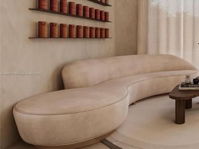910 N Venetian Dr, Miami Beach FL 33139