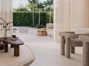910 N Venetian Dr, Miami Beach FL 33139