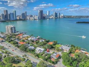 910 N Venetian Dr, Miami Beach FL 33139