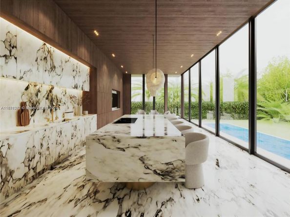 910 N Venetian Dr, Miami Beach FL 33139