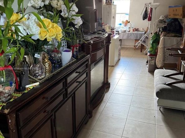 1801 Gardenia Rd, Fort Lauderdale FL 33317