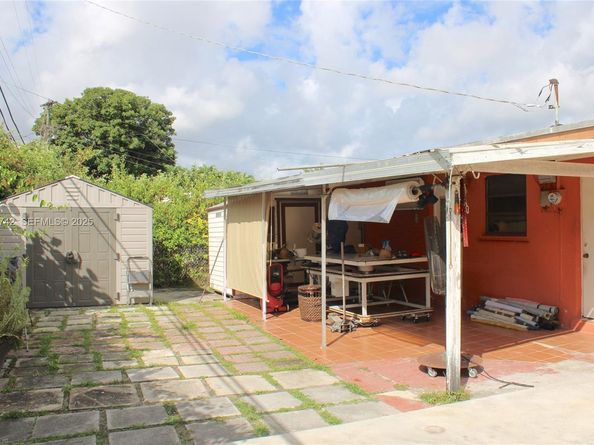 4940 SW 114th Ave, Miami FL 33165