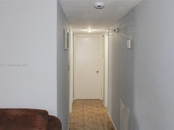 4940 SW 114th Ave, Miami FL 33165