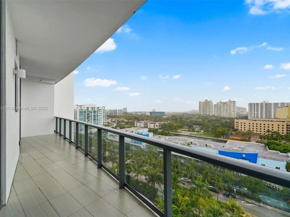 3250 NE 188th St LPH07, Aventura FL 33180