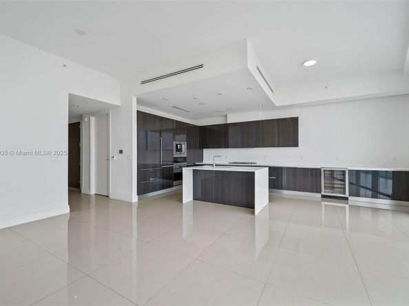 3250 NE 188th St LPH07, Aventura FL 33180