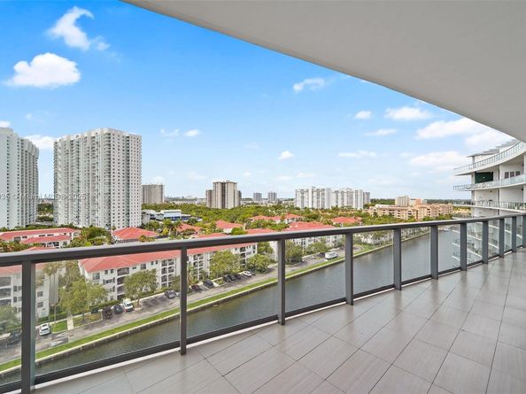 3250 NE 188th St LPH07, Aventura FL 33180