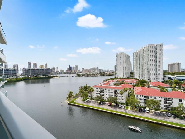 3250 NE 188th St LPH07, Aventura FL 33180