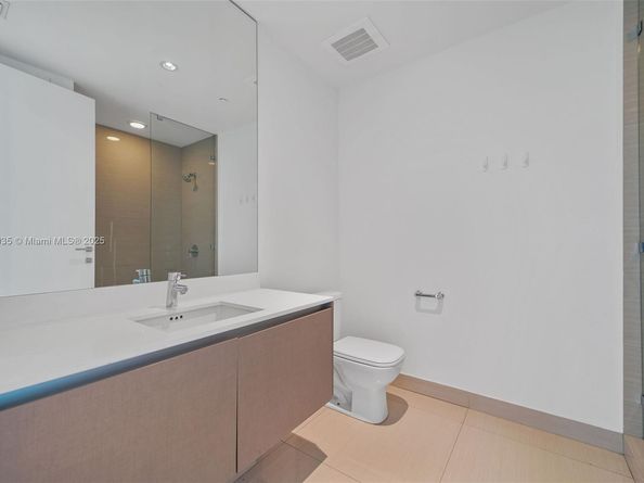3250 NE 188th St LPH07, Aventura FL 33180