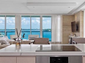 10 Venetian Way 804, Miami Beach FL 33139