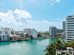 10 Venetian Way 804, Miami Beach FL 33139