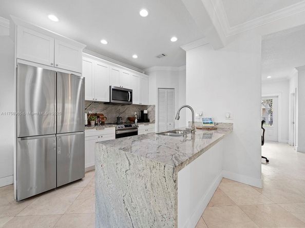 1602 SE 20th Rd, Homestead FL 33035