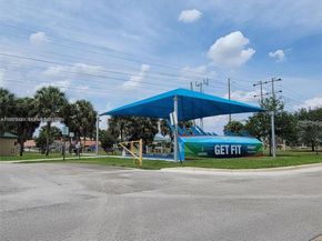 8306 Santa Monica Ave, Tamarac FL 33321