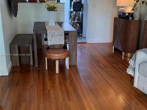 2 NE 44 St, Miami FL 33137