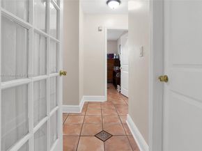 11040 SW 140th Ave, Miami FL 33186