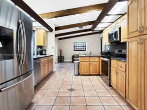 11040 SW 140th Ave, Miami FL 33186