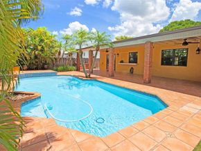 11040 SW 140th Ave, Miami FL 33186