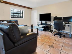 11040 SW 140th Ave, Miami FL 33186