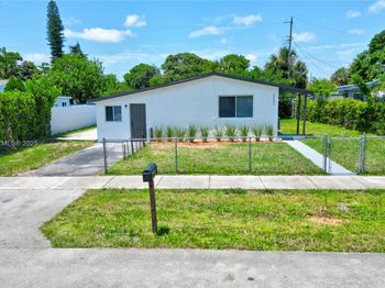 3331 NW 8th Pl