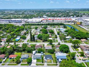 3331 NW 8th Pl, Lauderhill FL 33311