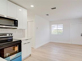 3331 NW 8th Pl, Lauderhill FL 33311