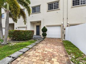 14213 SW 274th St, Homestead FL 33032