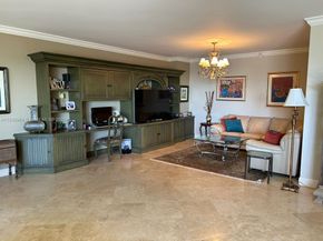 21050 Point Pl 1403, Aventura FL 33180