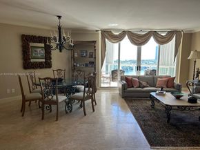 21050 Point Pl 1403, Aventura FL 33180