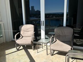 21050 Point Pl 1403, Aventura FL 33180