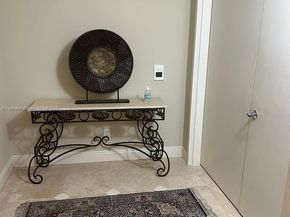 21050 Point Pl 1403, Aventura FL 33180