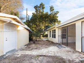 3017 Bahama Dr, Miramar FL 33023