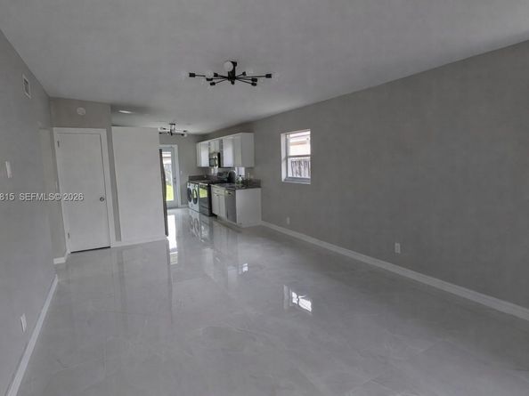 1650 Jackson St, Hollywood FL 33020