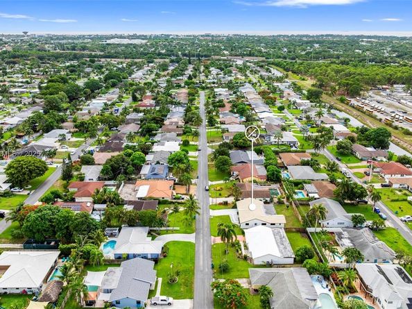 1340 SW 27th Pl, Boynton Beach FL 33426