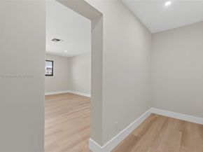 1340 SW 27th Pl, Boynton Beach FL 33426