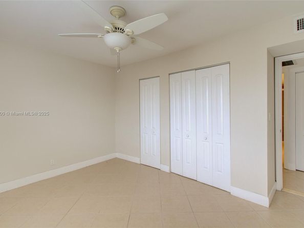 401 Golden Isles Dr 702, Hallandale Beach FL 33009