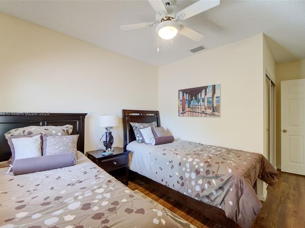 7800 NW 29th St, Margate FL 33063