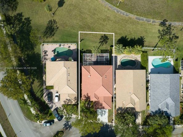 7800 NW 29th St, Margate FL 33063