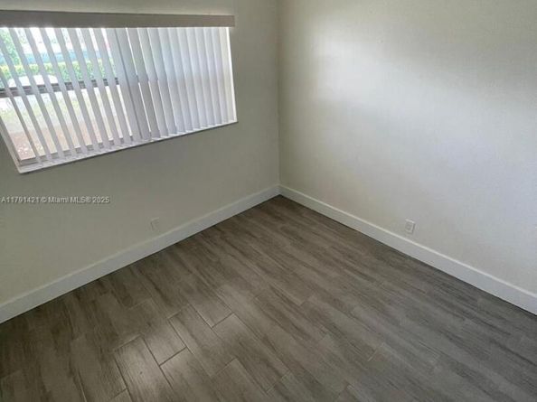 9851 Sandalfoot Blvd 208, Boca Raton FL 33428