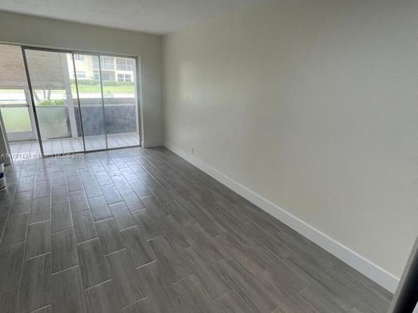 9851 Sandalfoot Blvd 208, Boca Raton FL 33428