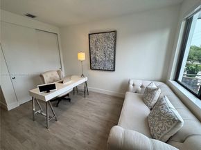 6824 SW 80th St, Miami FL 33143