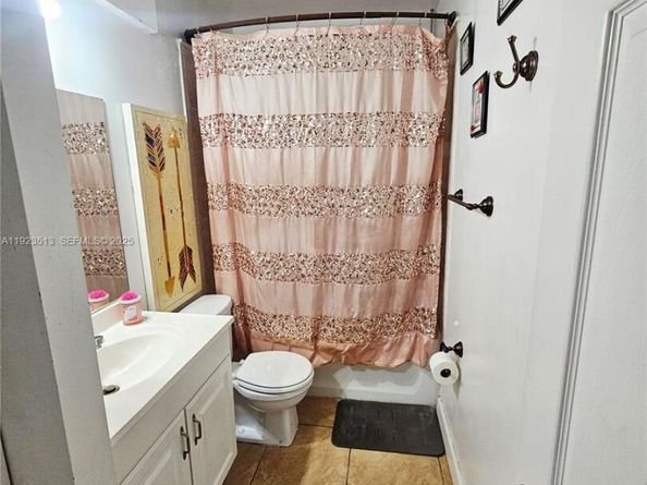 8401 W Sample Rd 10, Coral Springs FL 33065