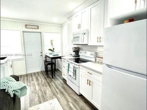 1218 N 24th Ave, Hollywood FL 33020