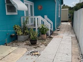 1218 N 24th Ave, Hollywood FL 33020